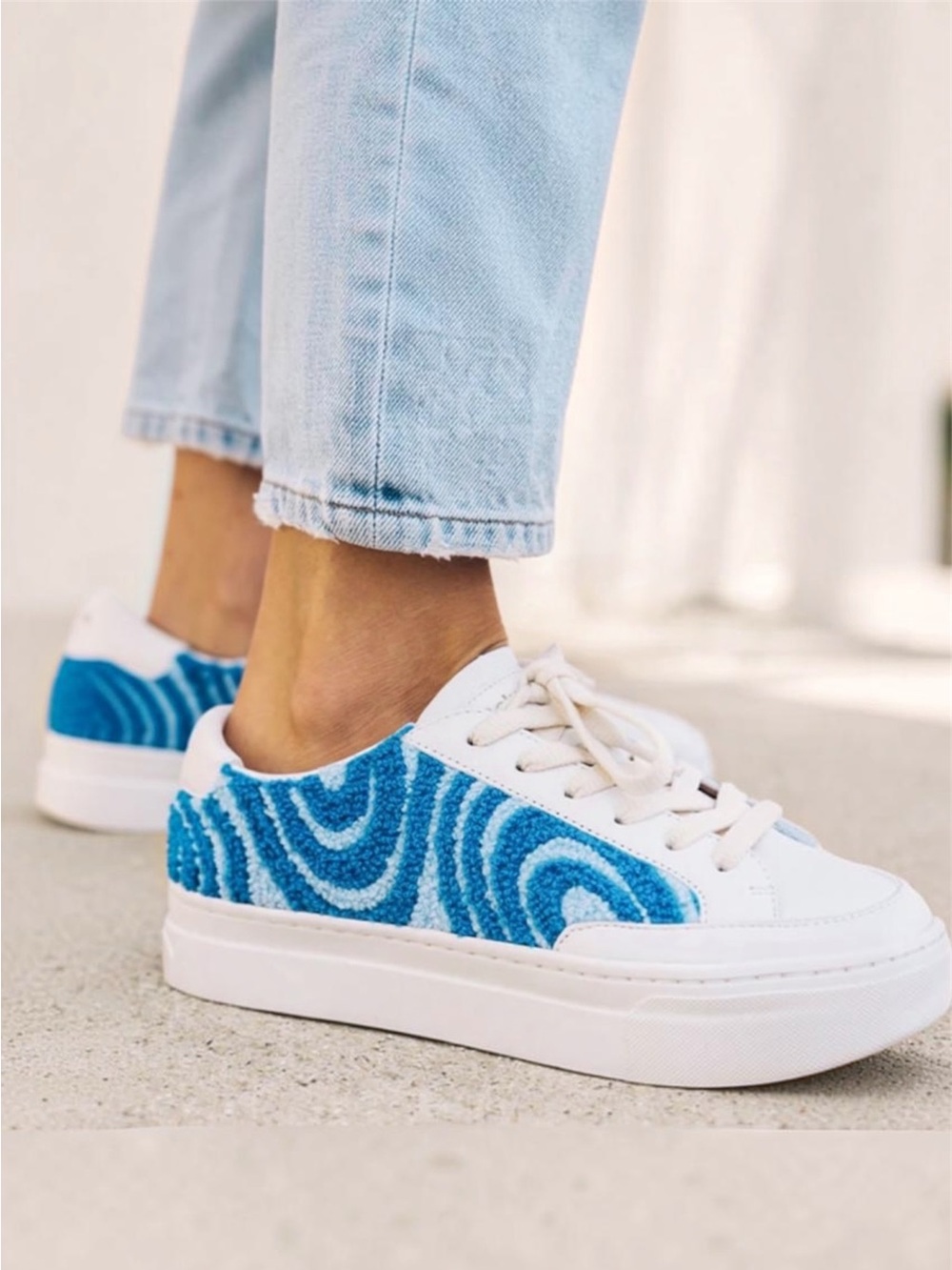 Soludos Ibiza Platform Psychedelic Spiral Sneaker in Marine Blue Wmn’s Sz 6 1/2